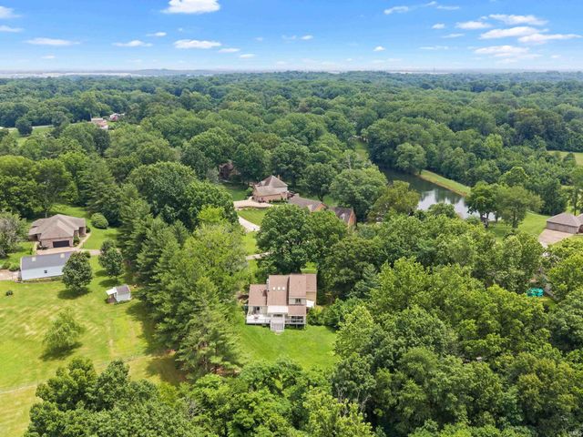 6916 Tonia Court, Evansville, IN 47710