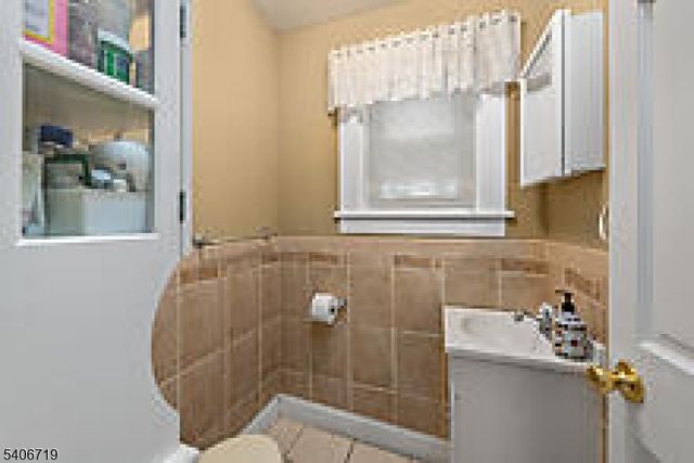 85 Union Ave, Paterson City, NJ 07502