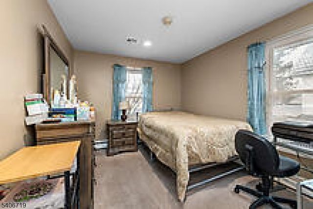 85 Union Ave, Paterson City, NJ 07502