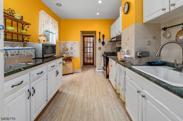 85 Union Ave, Paterson City, NJ 07502