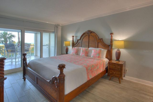 1230 GULF BOULEVARD 304, Clearwater, FL 33767