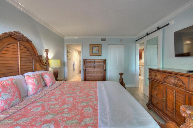 1230 GULF BOULEVARD 304, Clearwater, FL 33767