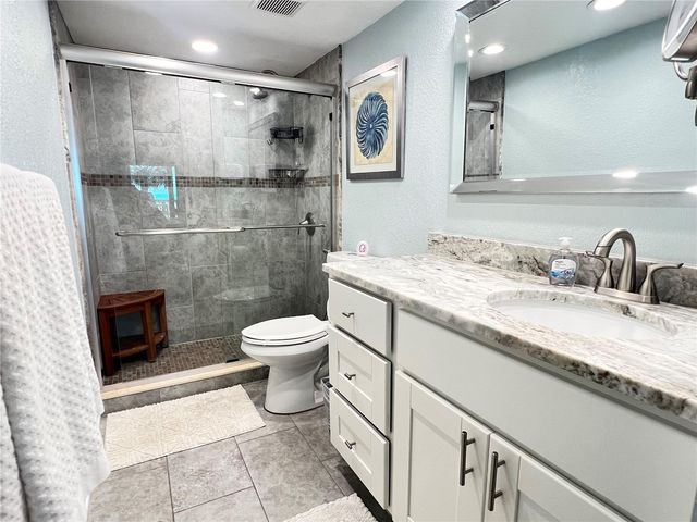 1230 GULF BOULEVARD 304, Clearwater, FL 33767