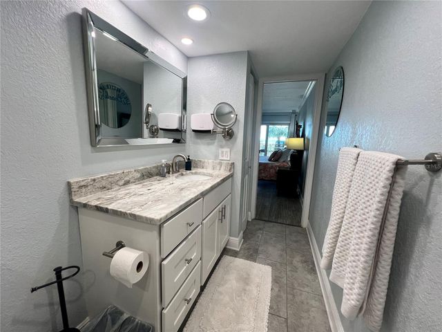 1230 GULF BOULEVARD 304, Clearwater, FL 33767