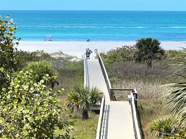 1230 GULF BOULEVARD 304, Clearwater, FL 33767