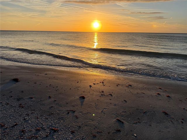 1230 GULF BOULEVARD 304, Clearwater, FL 33767