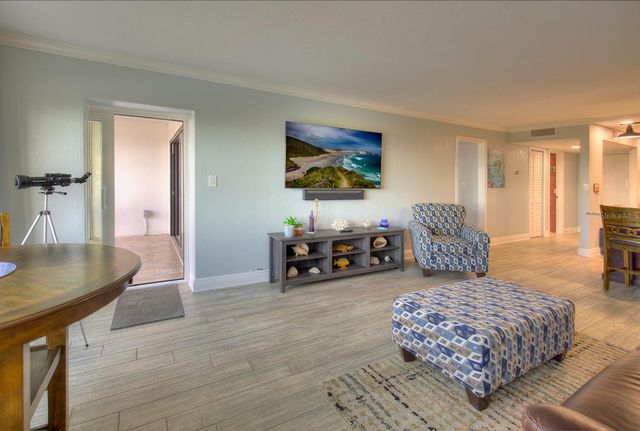 1230 GULF BOULEVARD 304, Clearwater, FL 33767