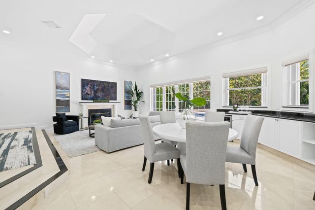 8618 Sawpine Road, Delray Beach, FL 33446