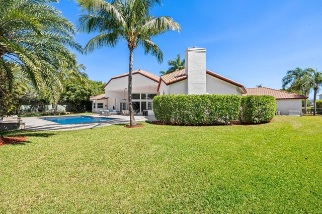 8618 Sawpine Road, Delray Beach, FL 33446