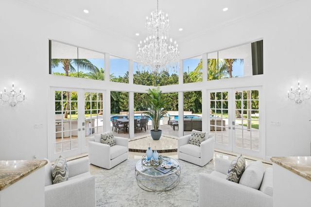 8618 Sawpine Road, Delray Beach, FL 33446