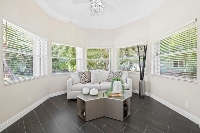 8618 Sawpine Road, Delray Beach, FL 33446