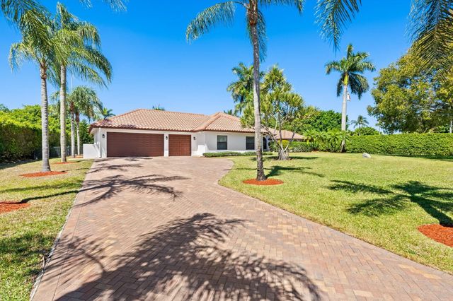 8618 Sawpine Road, Delray Beach, FL 33446