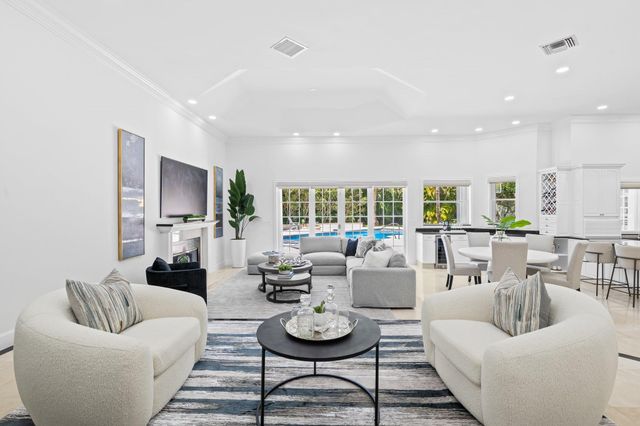 8618 Sawpine Road, Delray Beach, FL 33446