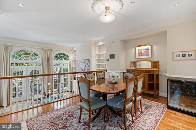 3915 HILLANDALE CT NW, Washington, DC 20007