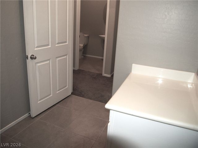 735 Orange Plume Walk, Henderson, NV 89011