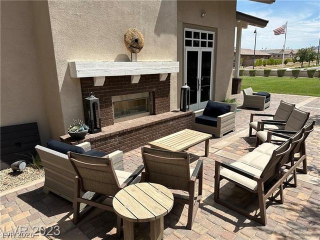 735 Orange Plume Walk, Henderson, NV 89011