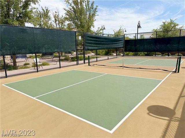 735 Orange Plume Walk, Henderson, NV 89011