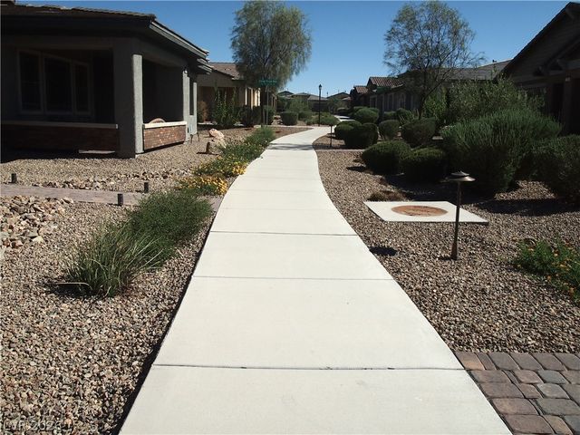 735 Orange Plume Walk, Henderson, NV 89011