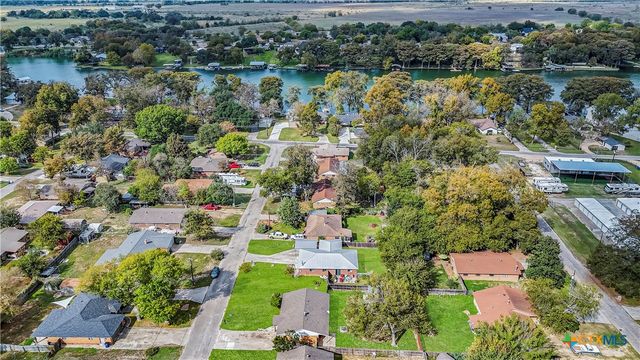 137 Lullwood Dr, New Braunfels, TX 78130