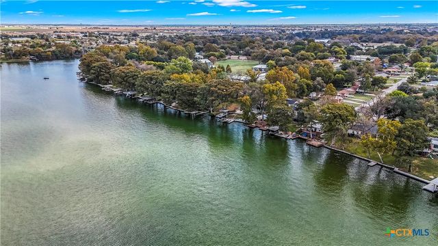 137 Lullwood Dr, New Braunfels, TX 78130