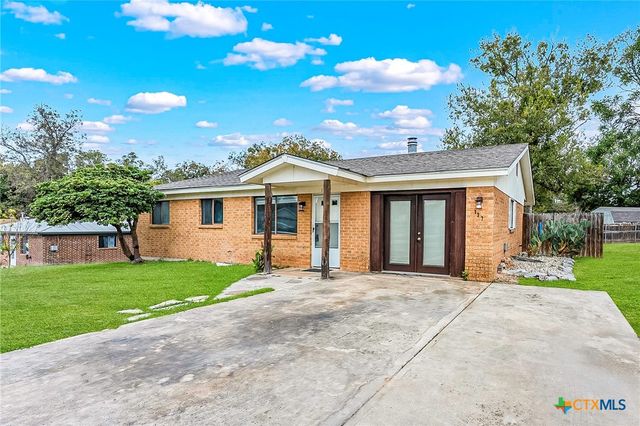 137 Lullwood Dr, New Braunfels, TX 78130