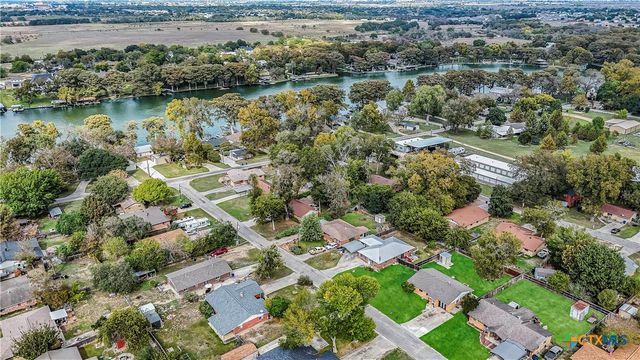 137 Lullwood Dr, New Braunfels, TX 78130