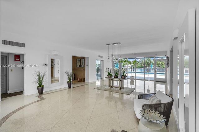 9381 E Bay Harbor Dr 504N, Bay Harbor Islands, FL 33154