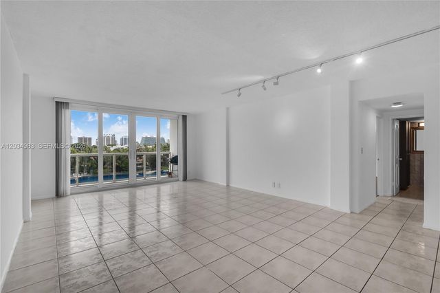 9381 E Bay Harbor Dr 504N, Bay Harbor Islands, FL 33154