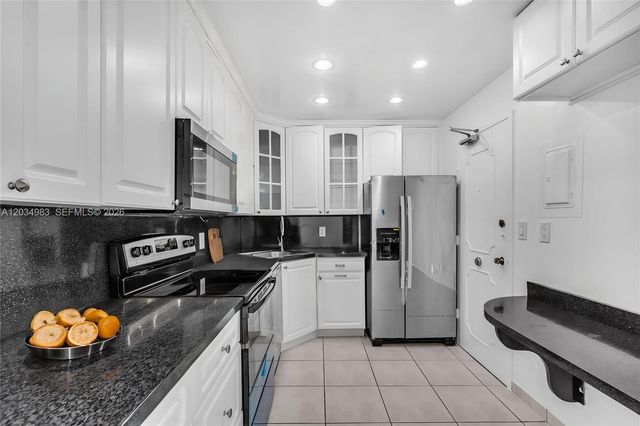 9381 E Bay Harbor Dr 504N, Bay Harbor Islands, FL 33154