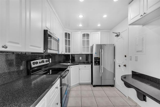 9381 E Bay Harbor Dr 504N, Bay Harbor Islands, FL 33154