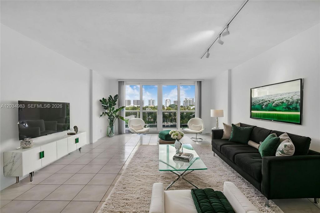 9381 E Bay Harbor Dr 504N, Bay Harbor Islands, FL 33154