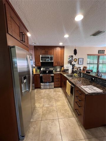 540 CENTRAL AVENUE, Maitland, FL 32751