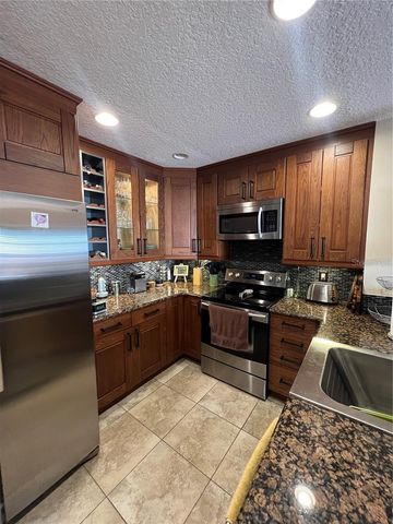 540 CENTRAL AVENUE, Maitland, FL 32751