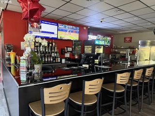 3570 W 11th Ave A, Eugene, OR 97402
