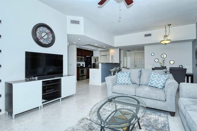 800 N TAMIAMI TRAIL 203, Sarasota, FL 34236