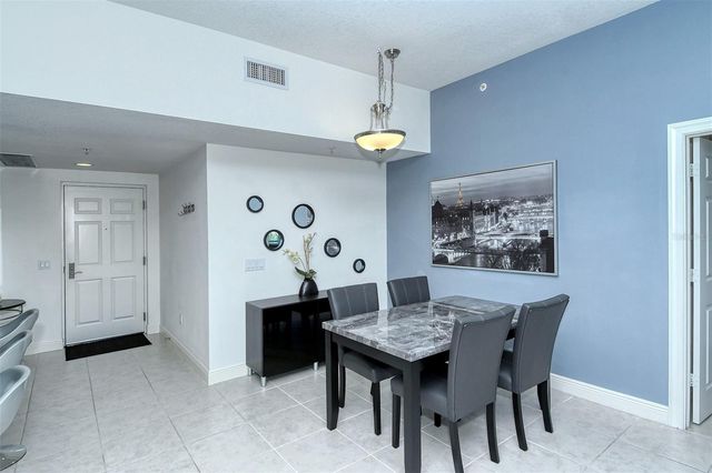 800 N TAMIAMI TRAIL 203, Sarasota, FL 34236