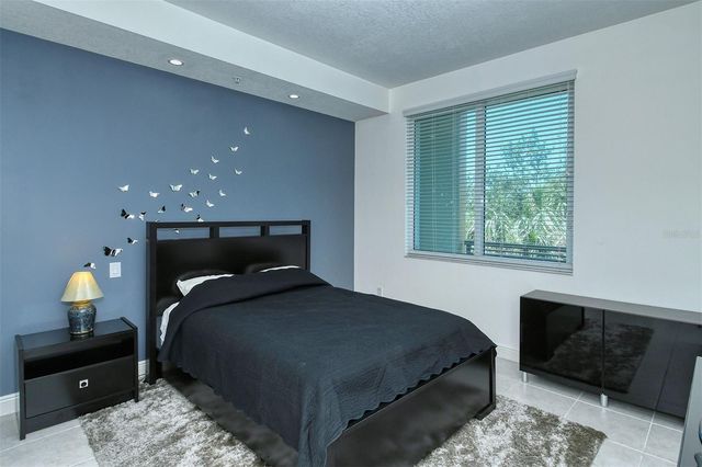 800 N TAMIAMI TRAIL 203, Sarasota, FL 34236