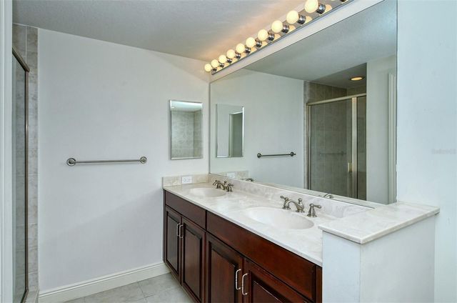 800 N TAMIAMI TRAIL 203, Sarasota, FL 34236