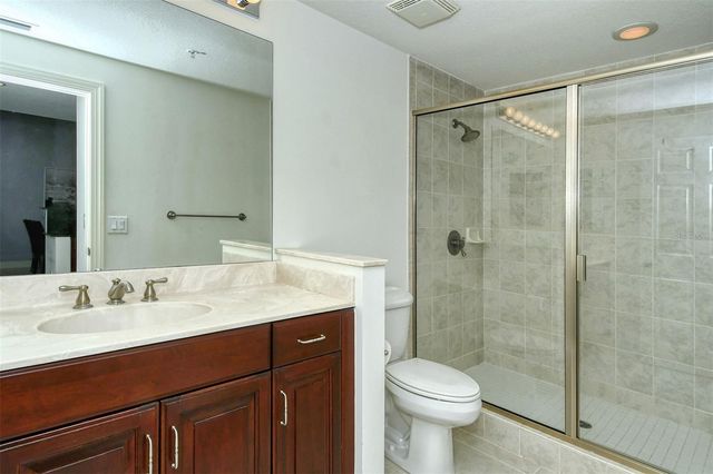 800 N TAMIAMI TRAIL 203, Sarasota, FL 34236