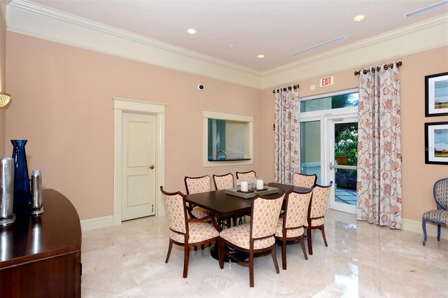800 N TAMIAMI TRAIL 203, Sarasota, FL 34236