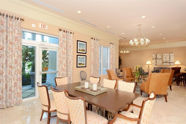 800 N TAMIAMI TRAIL 203, Sarasota, FL 34236