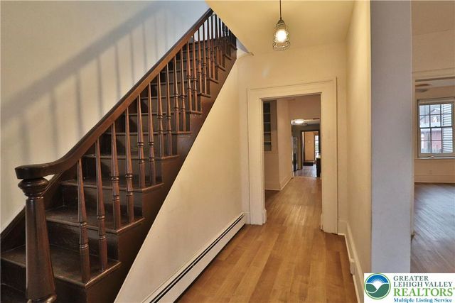 104 South Chestnut Street, Bath Boro, PA 18014