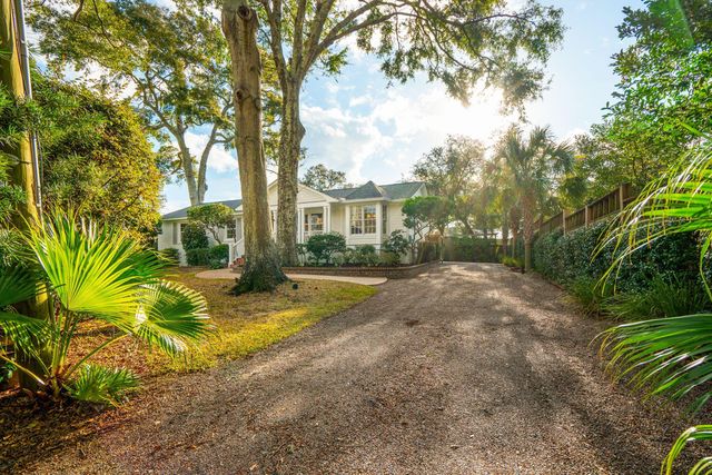 119 Freeman Street, Mount Pleasant, SC 29464