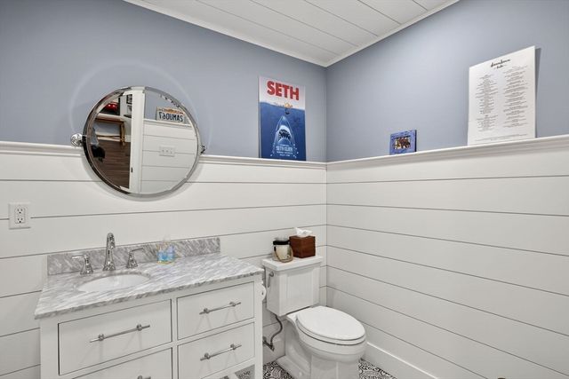 82 Crystal Lake Rd, Barnstable, MA 02655