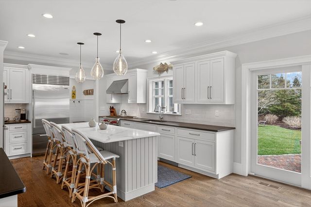 82 Crystal Lake Rd, Barnstable, MA 02655