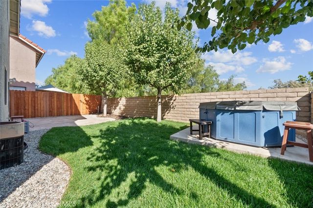 3912 Lost Springs Drive, Calabasas, CA 91301