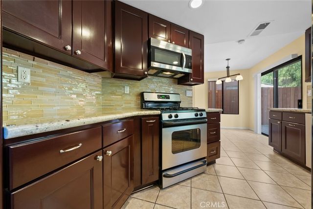 3912 Lost Springs Drive, Calabasas, CA 91301