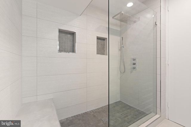 1620 CHIMNEY HOUSE RD, Reston, VA 20190