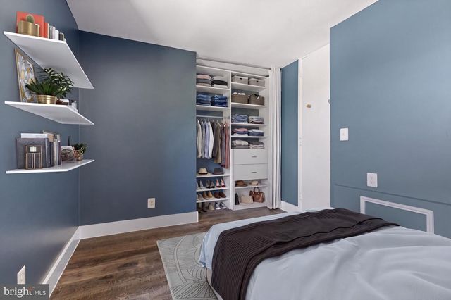 1620 CHIMNEY HOUSE RD, Reston, VA 20190