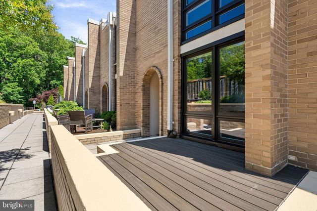 1620 CHIMNEY HOUSE RD, Reston, VA 20190